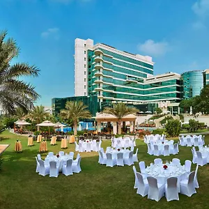 فندق Copthorne Airport, دبي